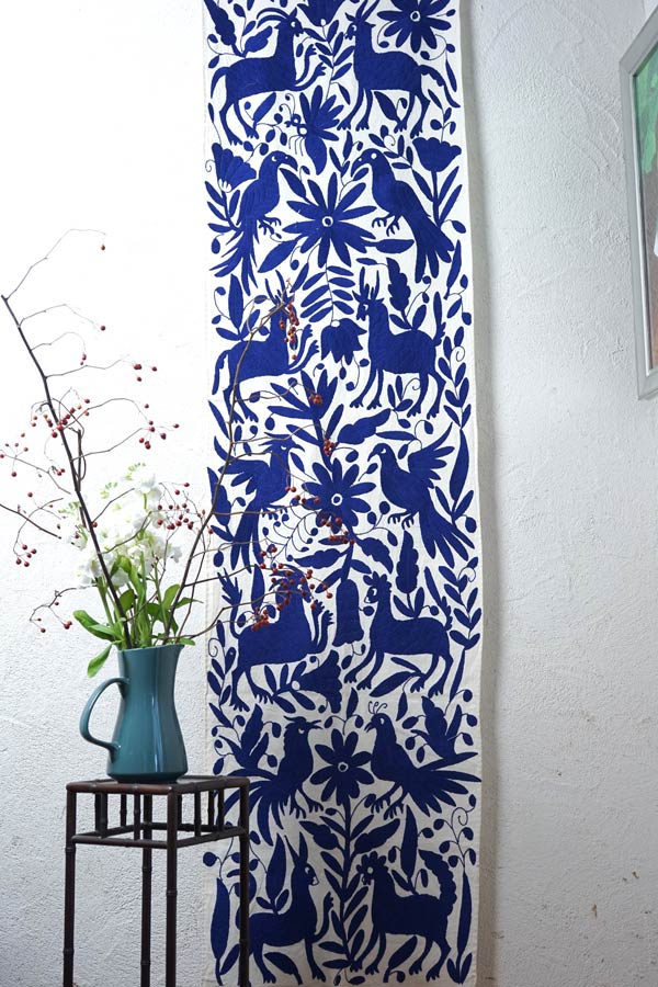 �ᥭ���������ȥ�²�Υƥʥ󥴻ɽ��Υơ��֥���ʡ����֤ο���ưʪ����44��190cm ge-1169