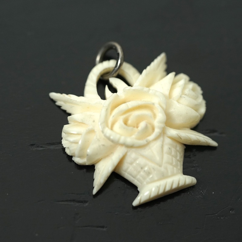 �ߥ륯���Υ����ܥ꡼�β��ƥ�����դΥ���ƥ������ڥ����ȥȥå�W3.2��H3cm ga-1194