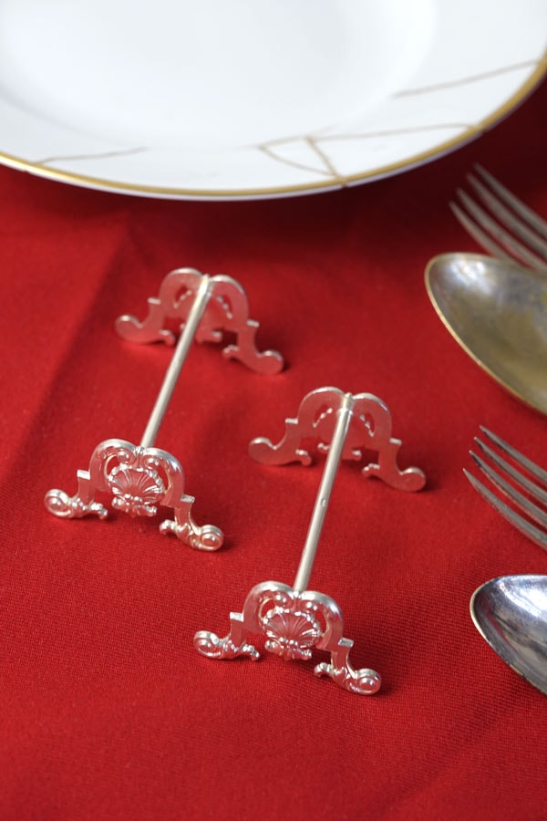 �ե�󥹤Υ���С��ץ졼�ȤΥʥ��ե쥹�Ȥȥ��ȥ�꡼�Υڥ����å� gc-1899