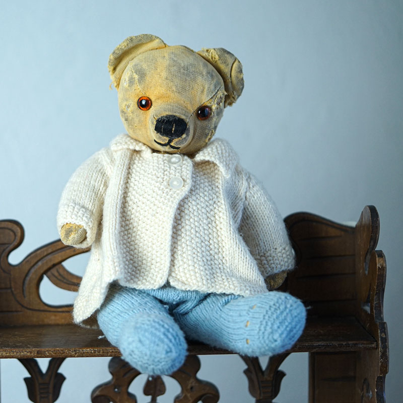 �����ꥹ�μ��ԤߤΥ��㥱�åȤȥ쥮�󥹤��夿�٥�35cm 1930ǯ�� gt-1078