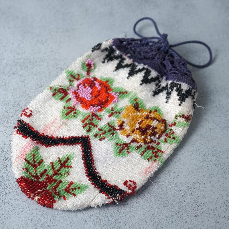 フランスアンティーク薔薇のビーズ編み巾着バッグH19.5×13cm gb-342の