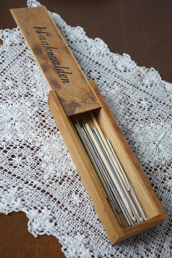 �ߥåɥ������꡼�Υ���������������������ܥå����ܤ�����17�ܥ��å�gs-1575