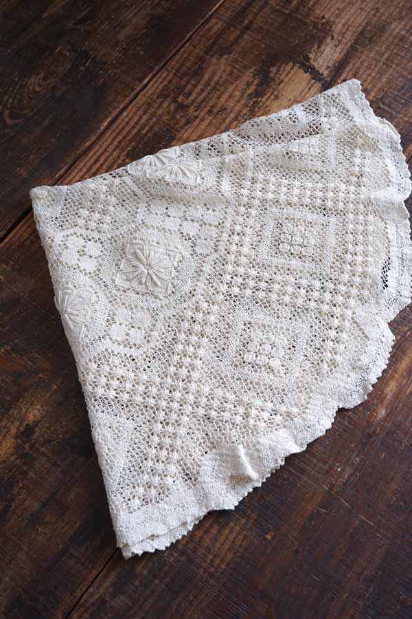 フィレレースのラウンド型マット80×76cm 1900年代頃 gla-1892の通販