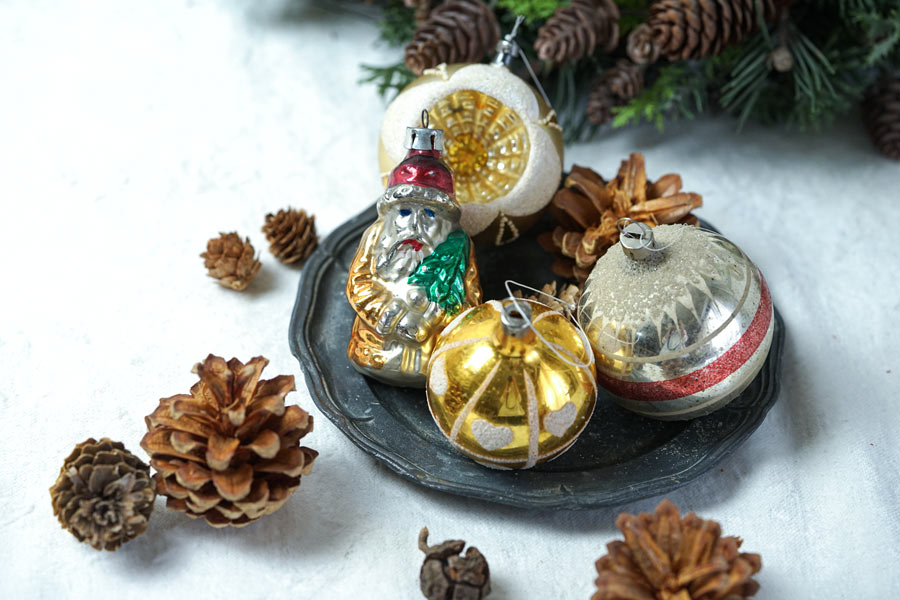 アンティーク薄ガラスのサンタとリフレクターとボール2個セット gx-580