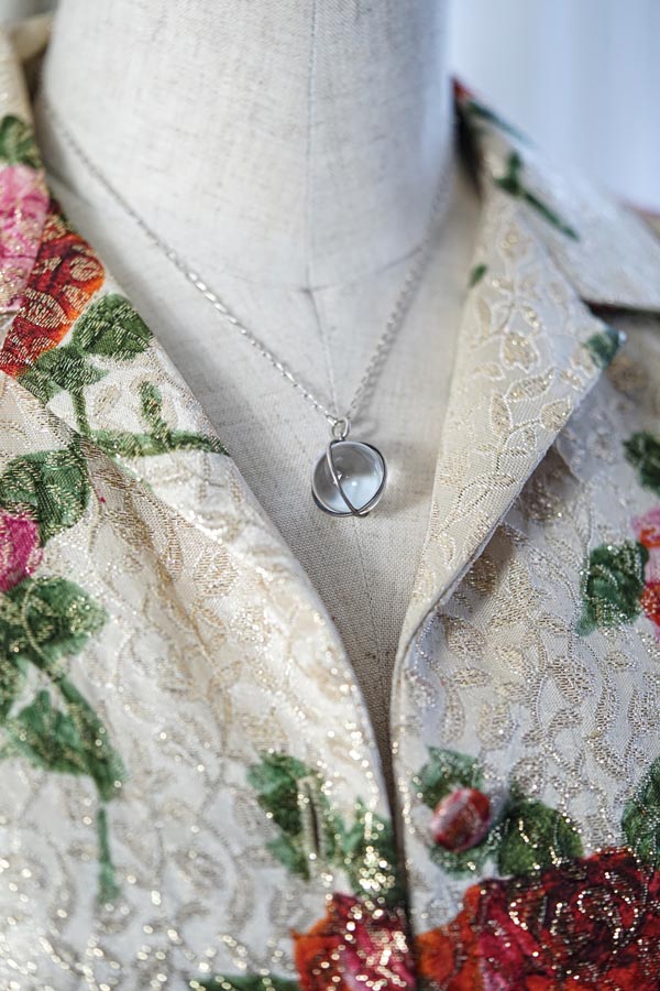 �ڥ����ꥹ����ƥ�������pool of light �徽�ʥ������ġˤȥ���С��ε��Υͥå��쥹W2cm  ga-1237