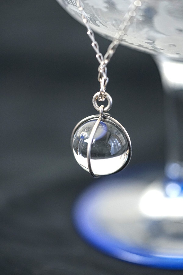 �ڥ����ꥹ����ƥ�������pool of light �徽�ʥ������ġˤȥ���С��ε��Υͥå��쥹W2cm  ga-1237