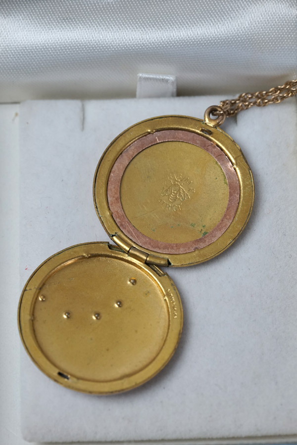 ����ƥ�����������ɥץ졼�Ȥ�������Ħ�˥��åȥ��饹�������ޤ줿�����å�3cm ga-1232