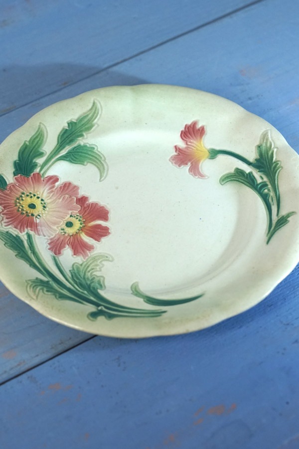 フランスアンティーク　ショワジールロワ　切り花　デザート皿　希少　美品 ショワジールロワChoisy le Roiのお花のデザート皿W20cm gc-1821の通販