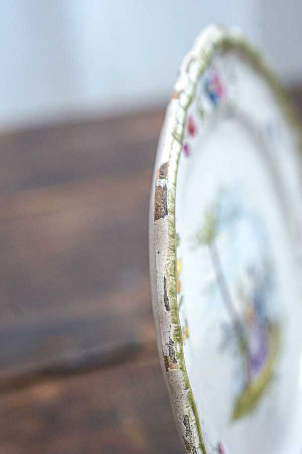 アンティークファイアンス ハンドペイント語らう2人のプレート24cm gc