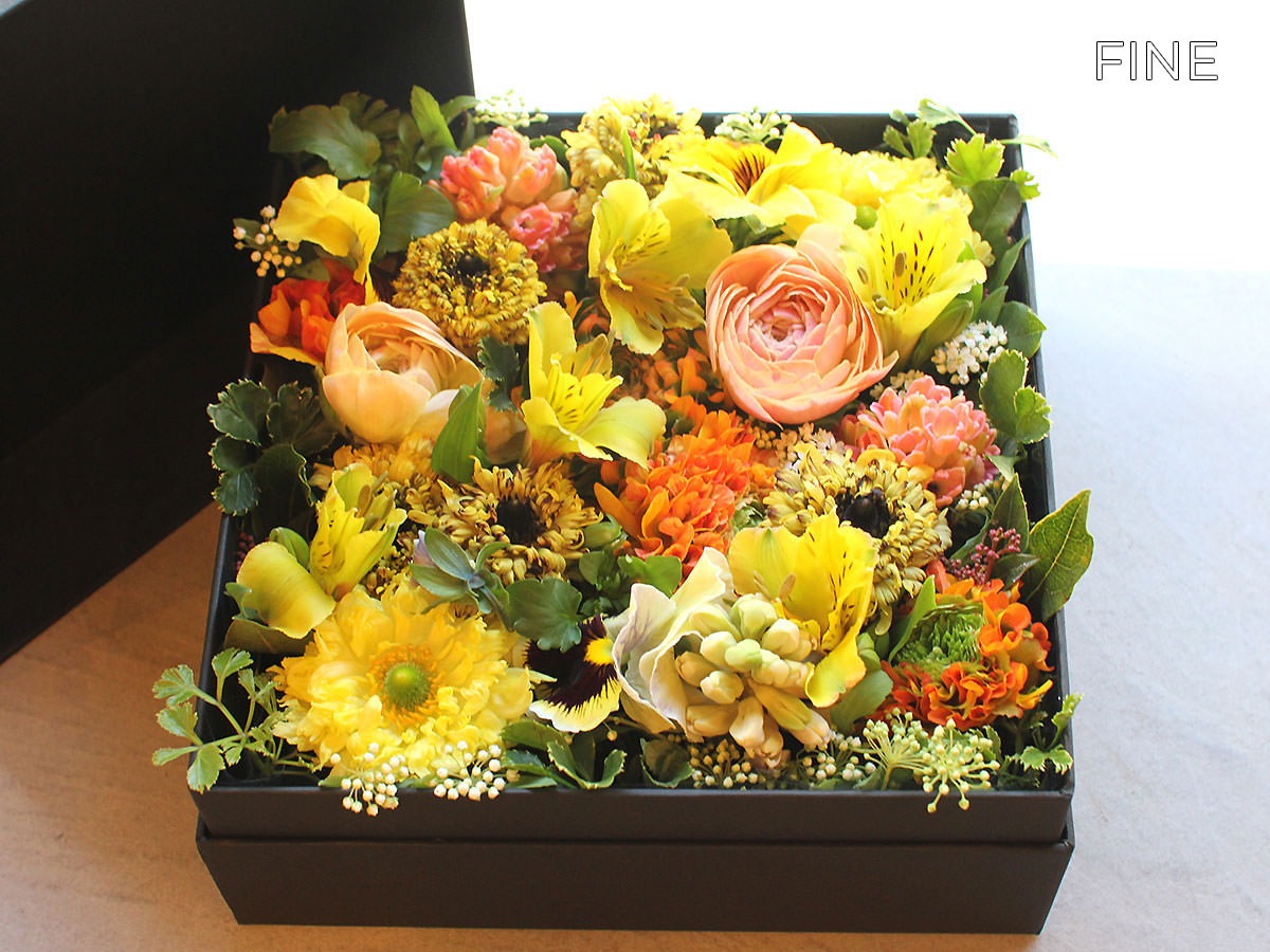 ボックスフラワーアレンジメント6000
