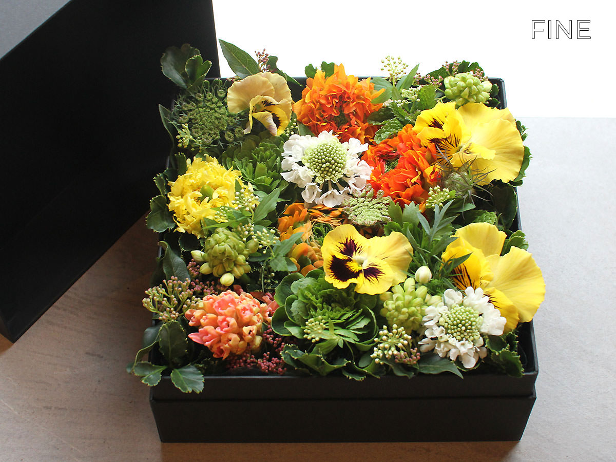 ボックスフラワーアレンジメント6000