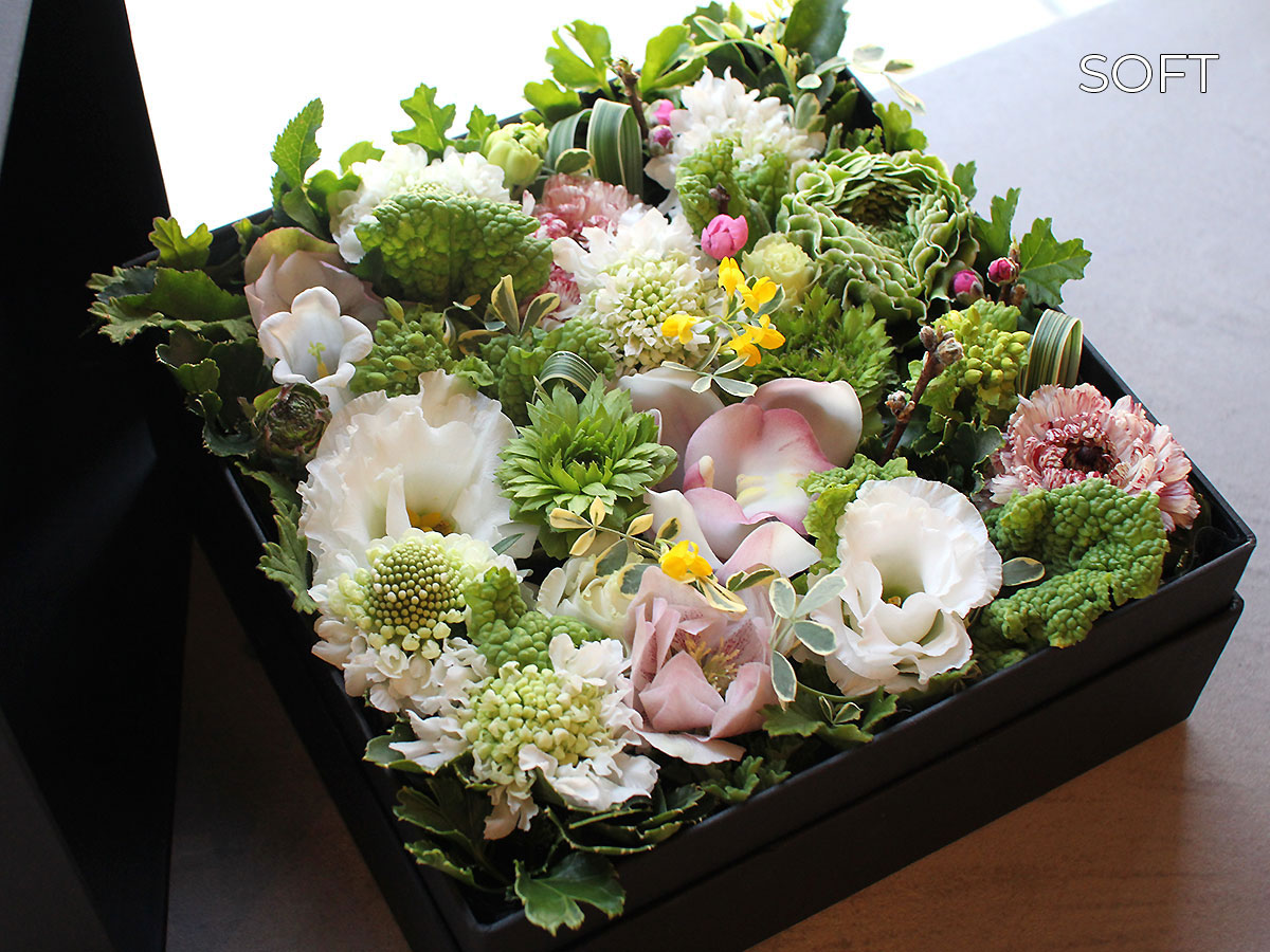 ボックスフラワーアレンジメント6000