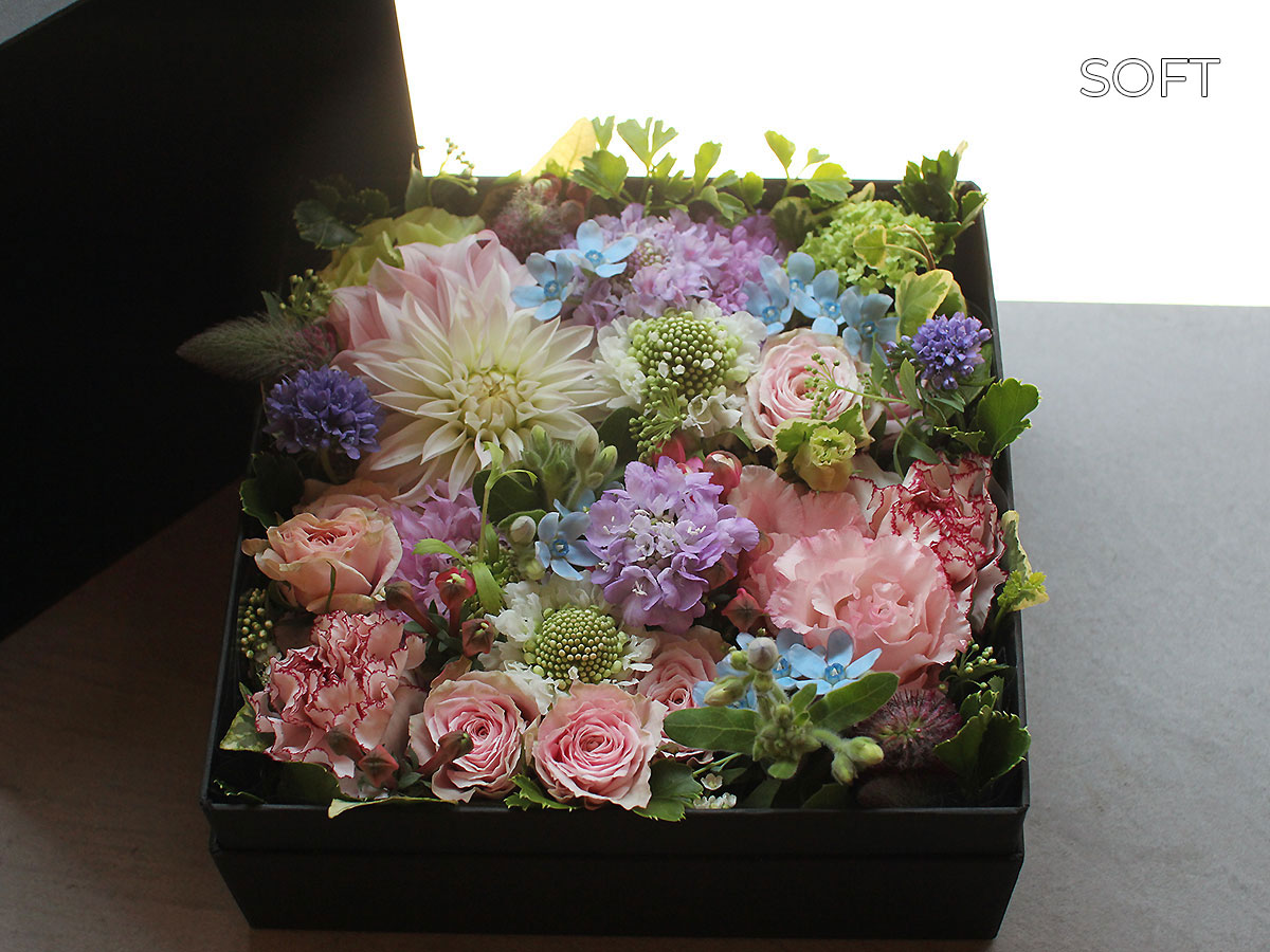 ボックスフラワーアレンジメント6000