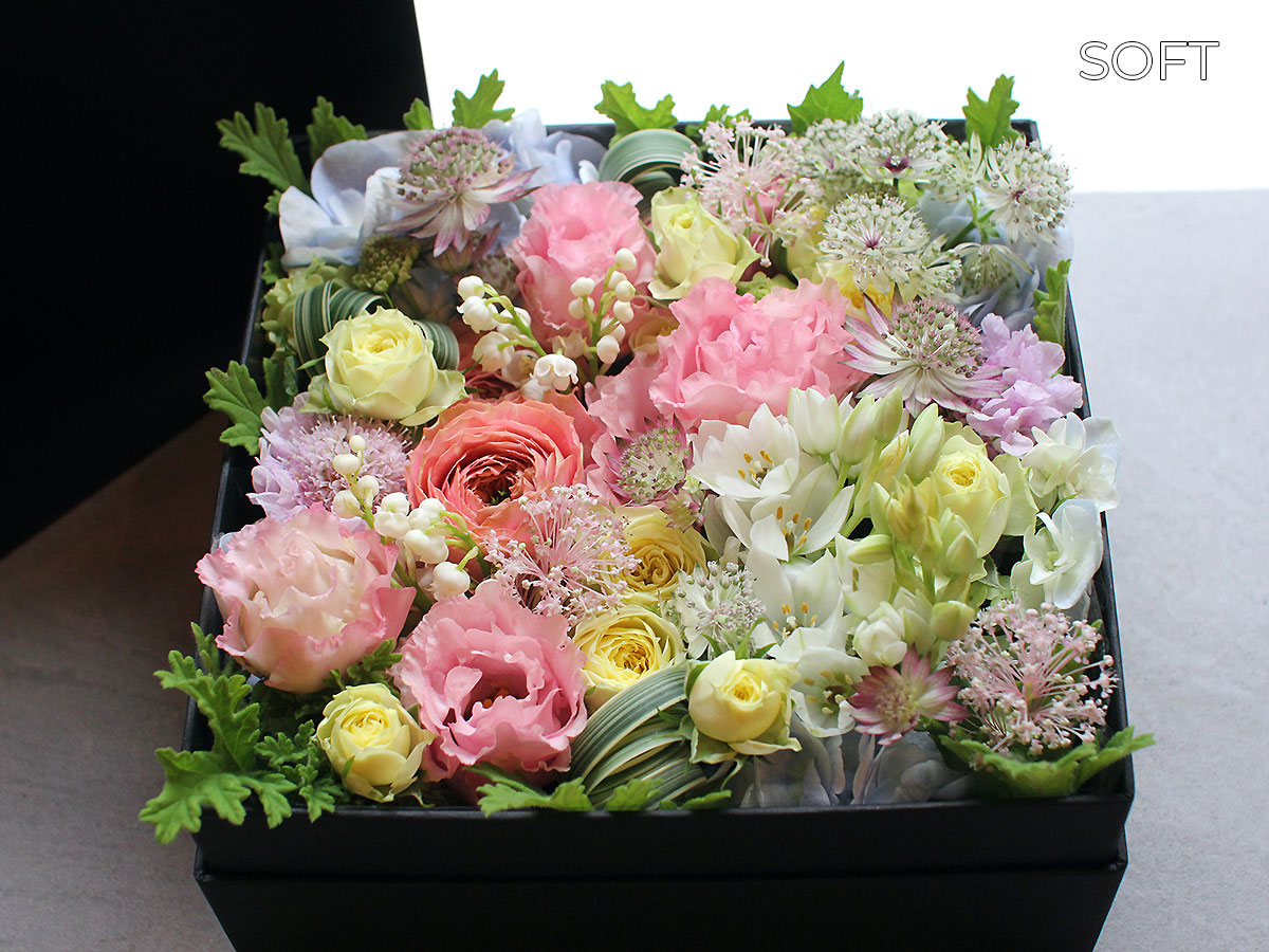 ボックスフラワーアレンジメント6000