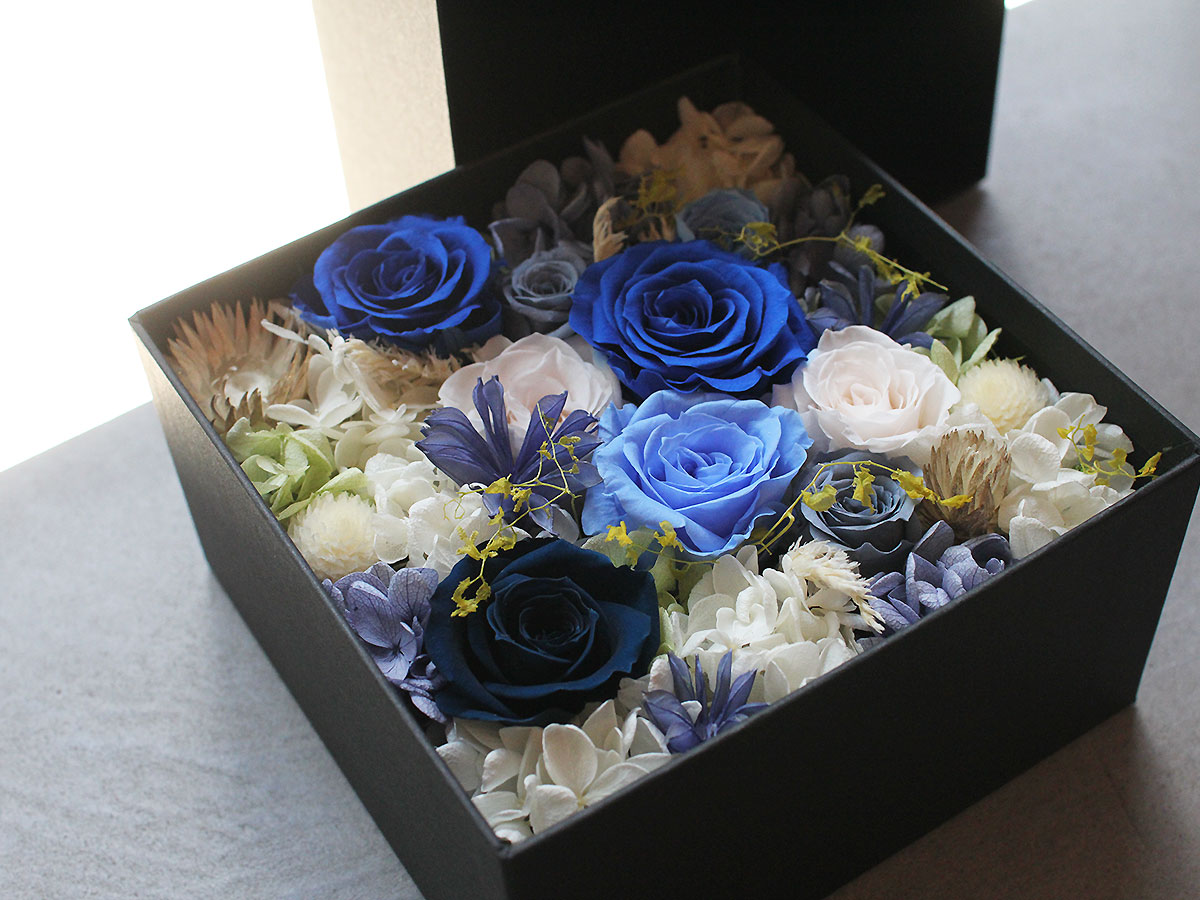 プリザーブドフラワー・スクエアボックスアレンジメント 002