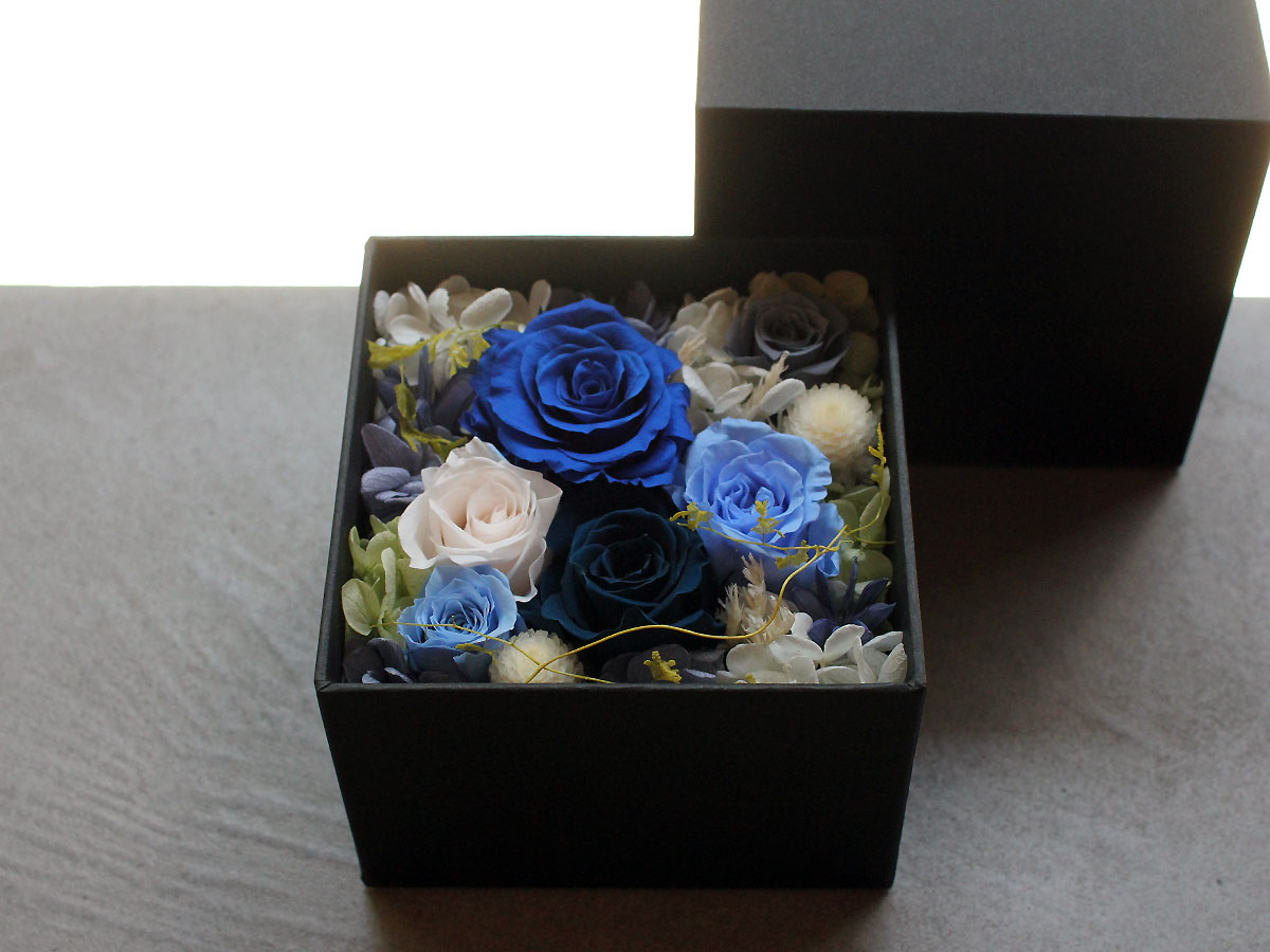 プリザーブドフラワー・スクエアボックスアレンジメント 002