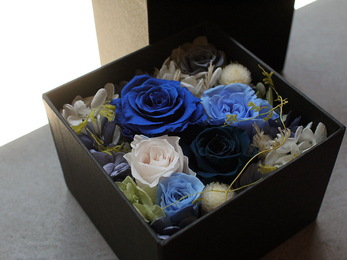 プリザーブドフラワー・スクエアボックスアレンジメント 002