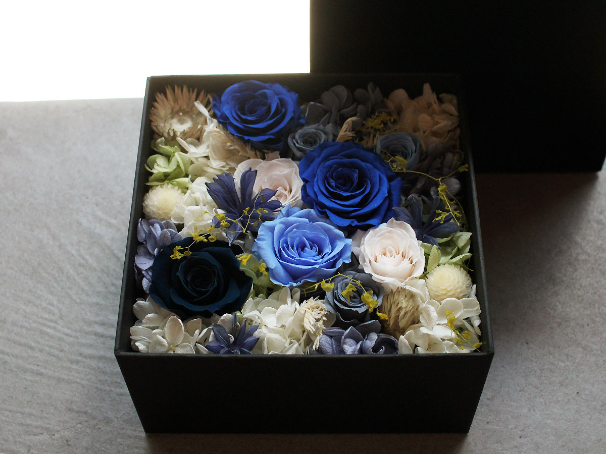 プリザーブドフラワー・スクエアボックスアレンジメント 002