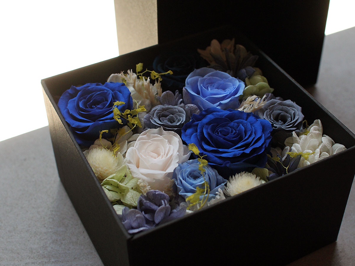 プリザーブドフラワー・スクエアボックスアレンジメント 002