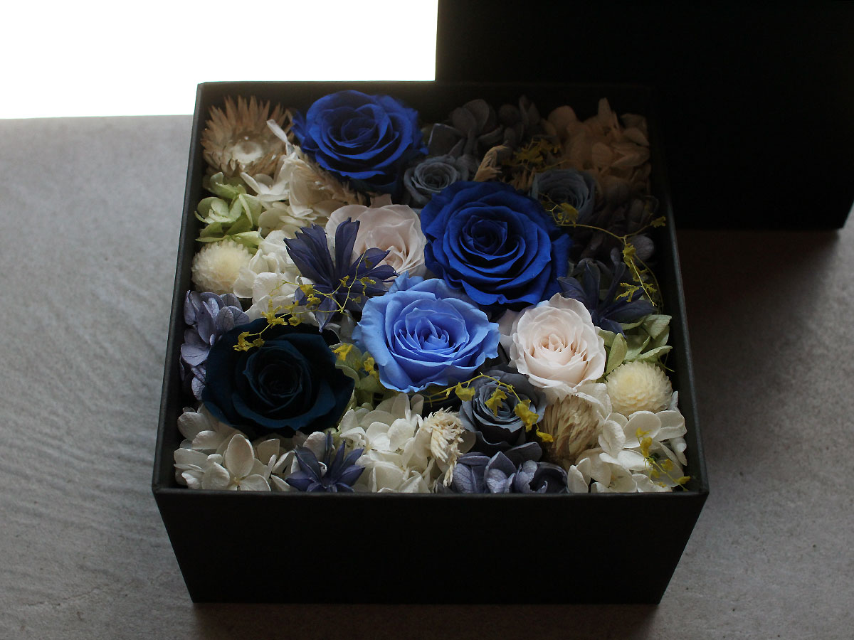 プリザーブドフラワー・スクエアボックスアレンジメント 002