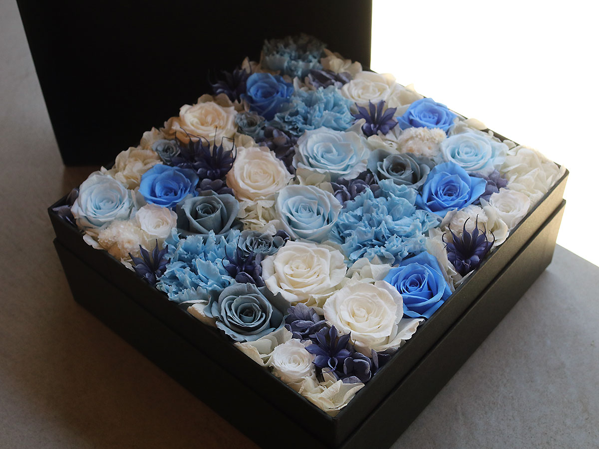 プリザーブドフラワー・スクエアボックス PREMIUM 002