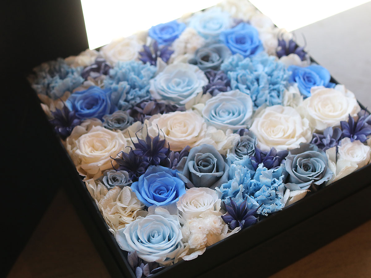 プリザーブドフラワー・スクエアボックス PREMIUM 002