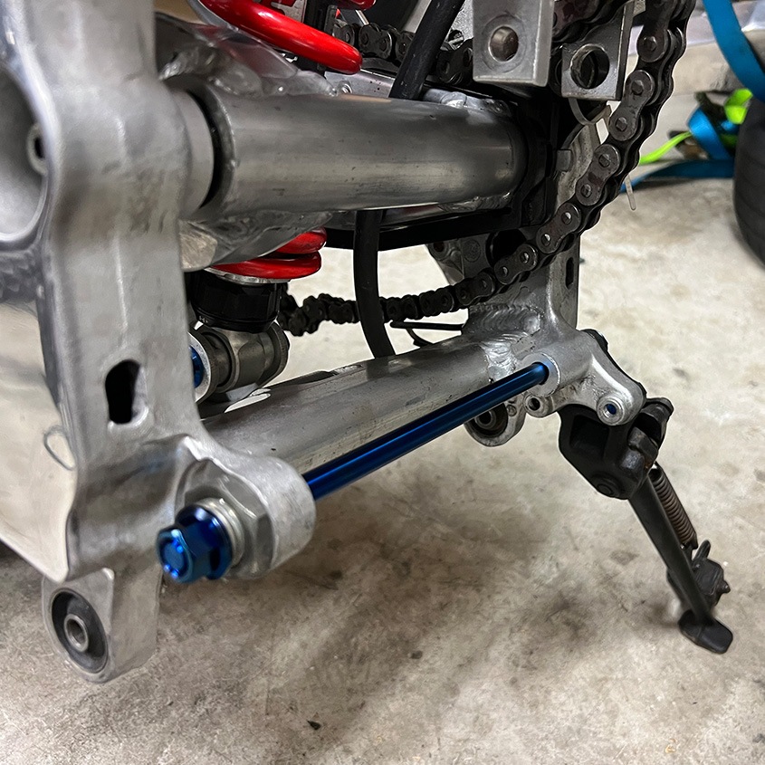 HONDA NSR250R専用 チタンボルトセット ゴールド エンジンマウント