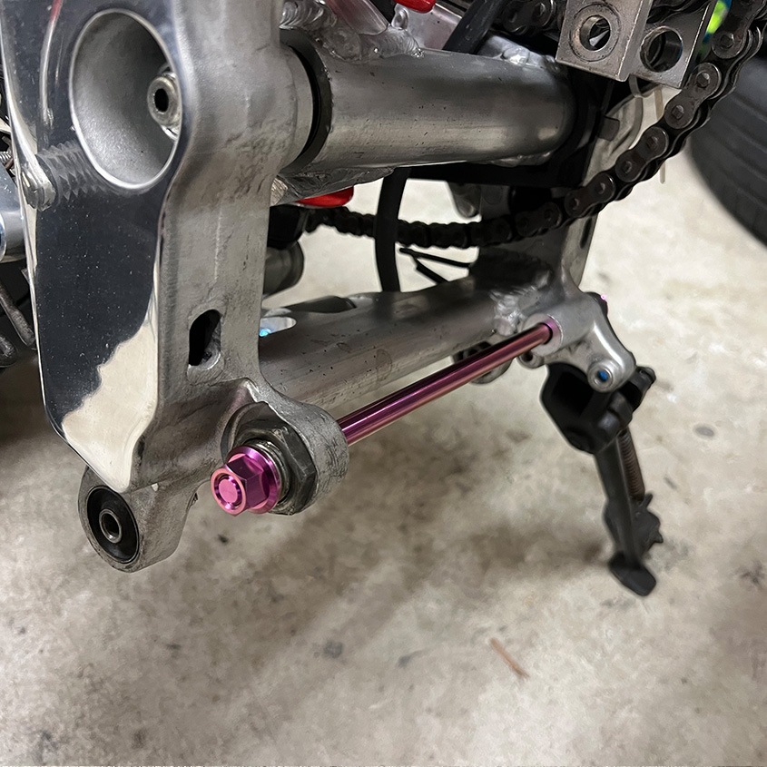 HONDA NSR250R専用 チタンボルトセット ゴールド エンジンマウント