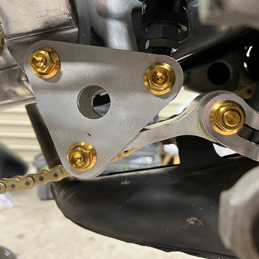 チタンボルト リアアクスルナット NSR250R CB1100 焼き色 メタルロック