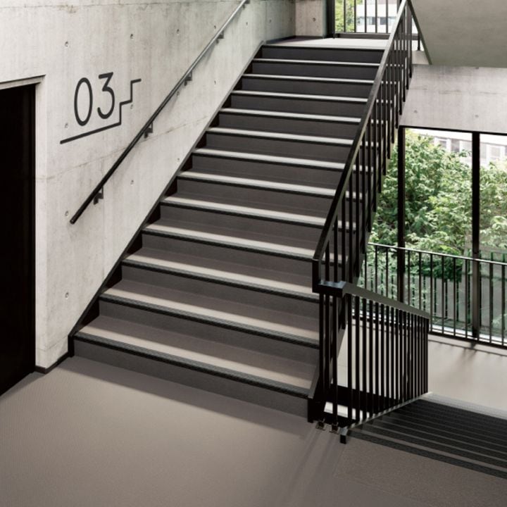 サンゲツ ノンスキッド・ステップ 4色 ラウンドエンボス 踏み面タイプ／蹴込み一体タイプ ノンスキッドPX 2025-2027（購入単位：ケース） 