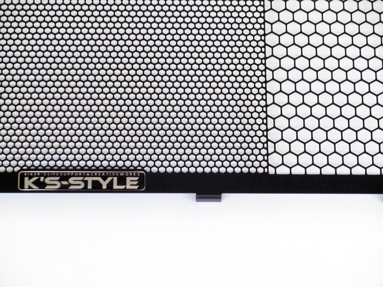 MT-09 / TRACER / XSR900  ラジエターコアガード　 ブラック