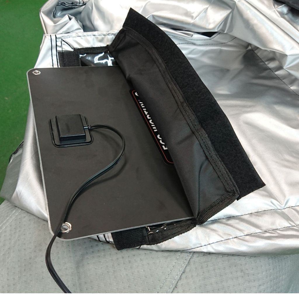 Z900RS用ソーラーチャージバイクカバー