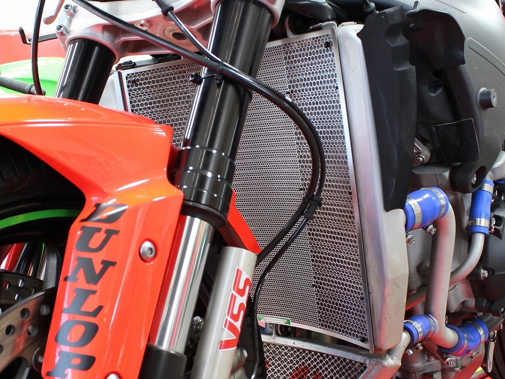 ZX-10R ('08-'20) ラジエターコアガード