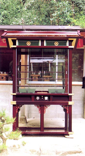 【献灯台】《ガラス付き》幅156cm I型 透漆調 アルミニウム製|屋外仏具|寺院仏具