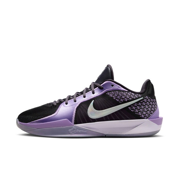 はるや Nike Kyrie 肌寒 3 バスケットシューズ 黒/紫