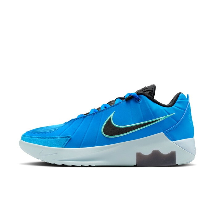 【NIKE】レブロン・ジェームズ最新モデル HF0700-900 新品未使用品 NIKE】レブロン・ジェームズ最新モデル HF0700-900 新品未使用品