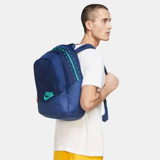 NIKE ナイキ ヤニス バックパック 29L 【公式通販】