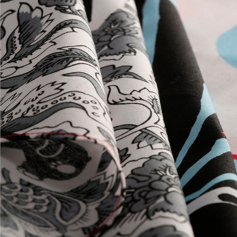 ろうけつ染め ハンカチ （くまモン×天草更紗）【染工房明美】-6014