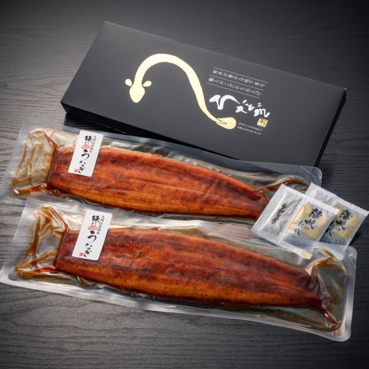 熊本県産甲佐うなぎ蒲焼き2尾セット【山本建設㈱／甲佐養鰻場】-(株