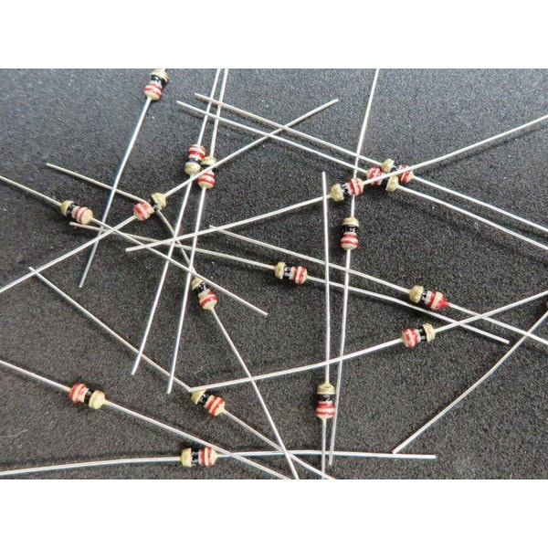 560Ω 1/6W カーボン抵抗 ±5% 100本