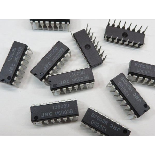 オペアンプ IC NJM13600D