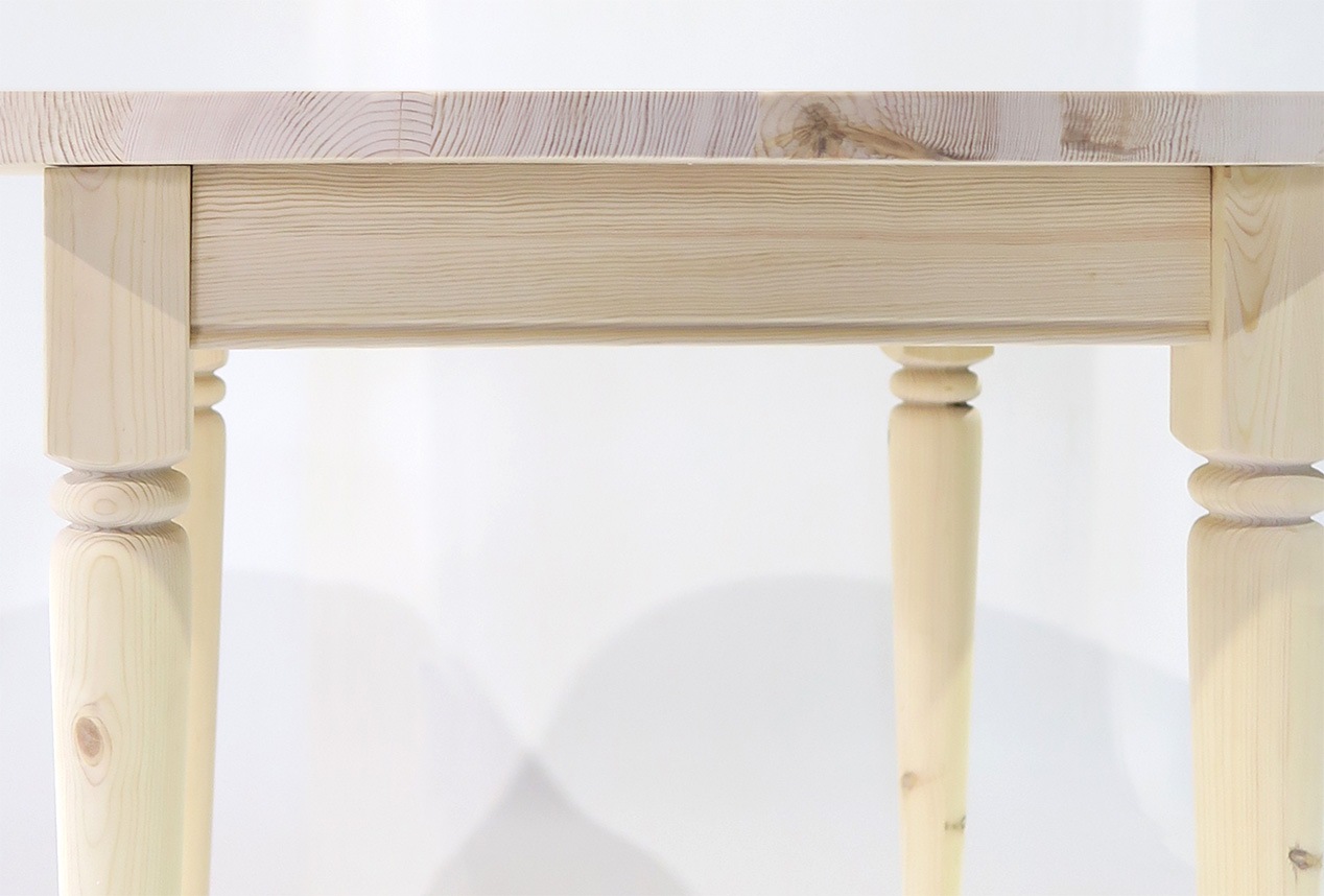 無塗装の家具 パイン ダイニングテーブル 丸脚