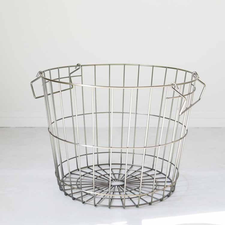 ✨アンティークカート✨　ランドリーバスケットにも ✨アンティークカート✨ ランドリーバスケットにも かご・バスケット