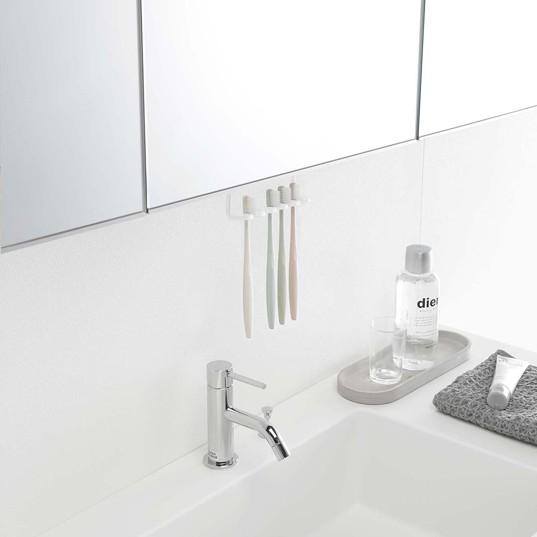 洗面戸棚下歯ブラシホルダー タワー ホワイト おすすめ 人気商品 Kurasso クラッソ 洗面戸棚下歯ブラシホルダー タワー ホワイト おすすめ 人気商品 Kurasso クラッソ