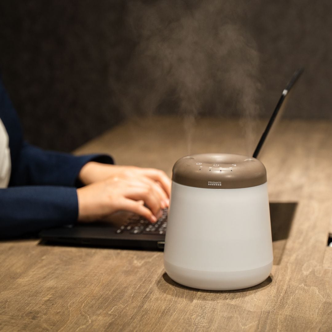 PRISMATE】 倒れても水がこぼれにくい コードレス上部給水加湿器
