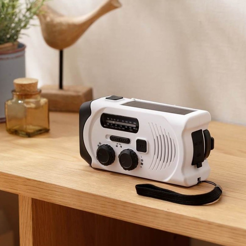 手回し充電ラジオライトJTL-29 ホワイトと　TAJIMAのスケール２個セット アイリスオーヤマ】防災ラジオライト 手回し 充電 防水 JTL-29