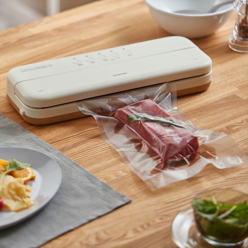アイリスオーヤマ　真空パック機 IRIS OHYAMA ＼数量限定 おまけつき／ 真空パック機 コンパクト