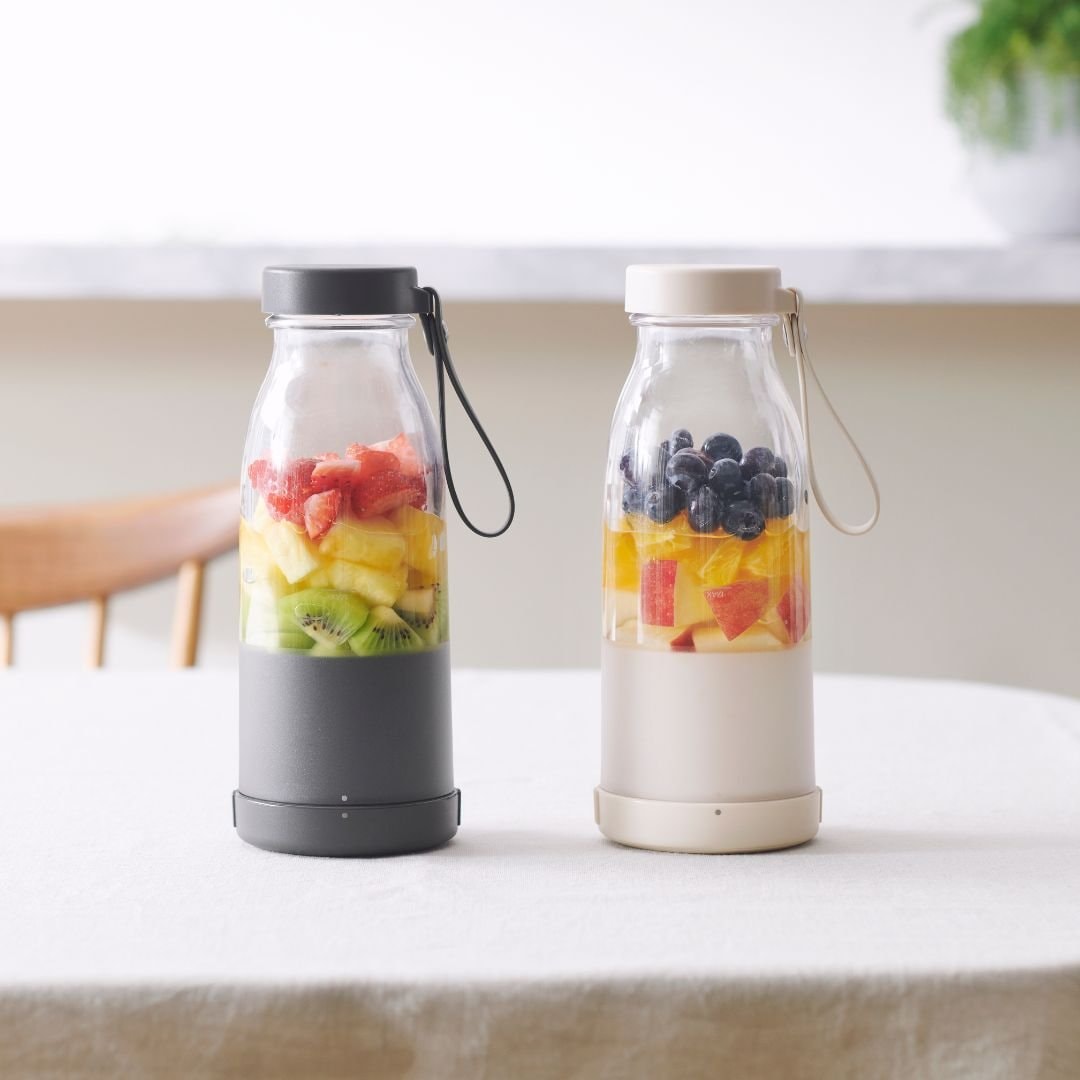 Vitantonio】 コードレスマイボトルブレンダー｜キッチン用品