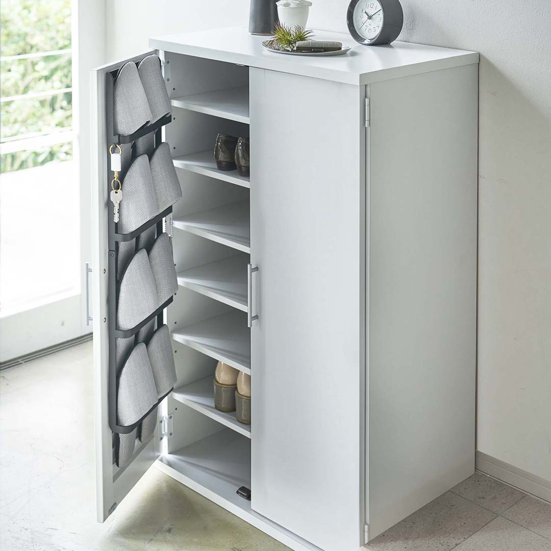 下駄箱扉＆引っ掛け式スリッパラック タワー ブラック｜玄関