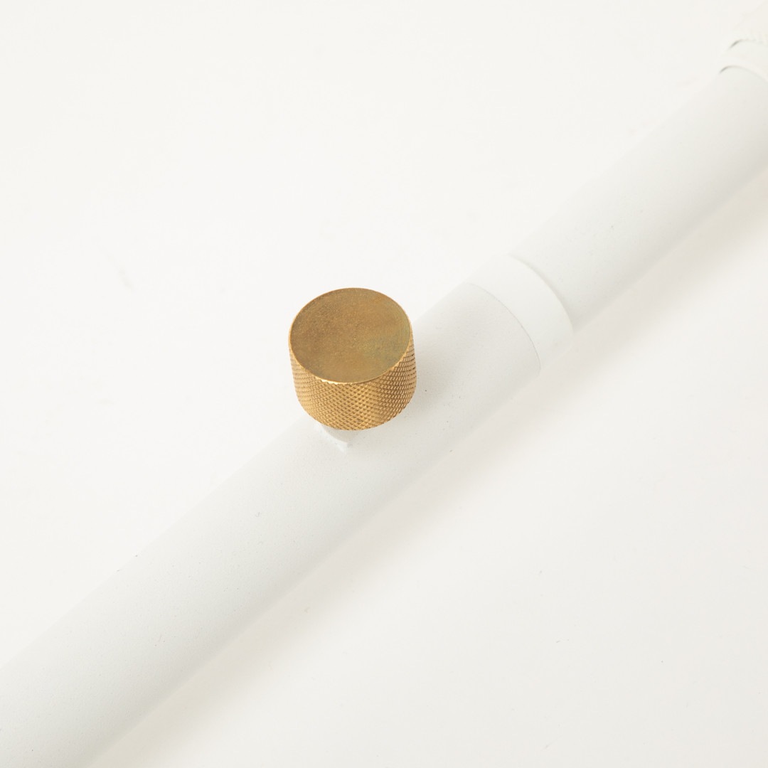 ��DRAW A LINE�� 001 Tension Rod A �ۥ磻��